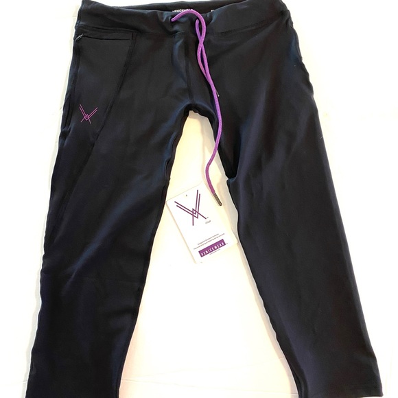 VENICEWEAR *3/$20 Sale* - Picture 6 of 6